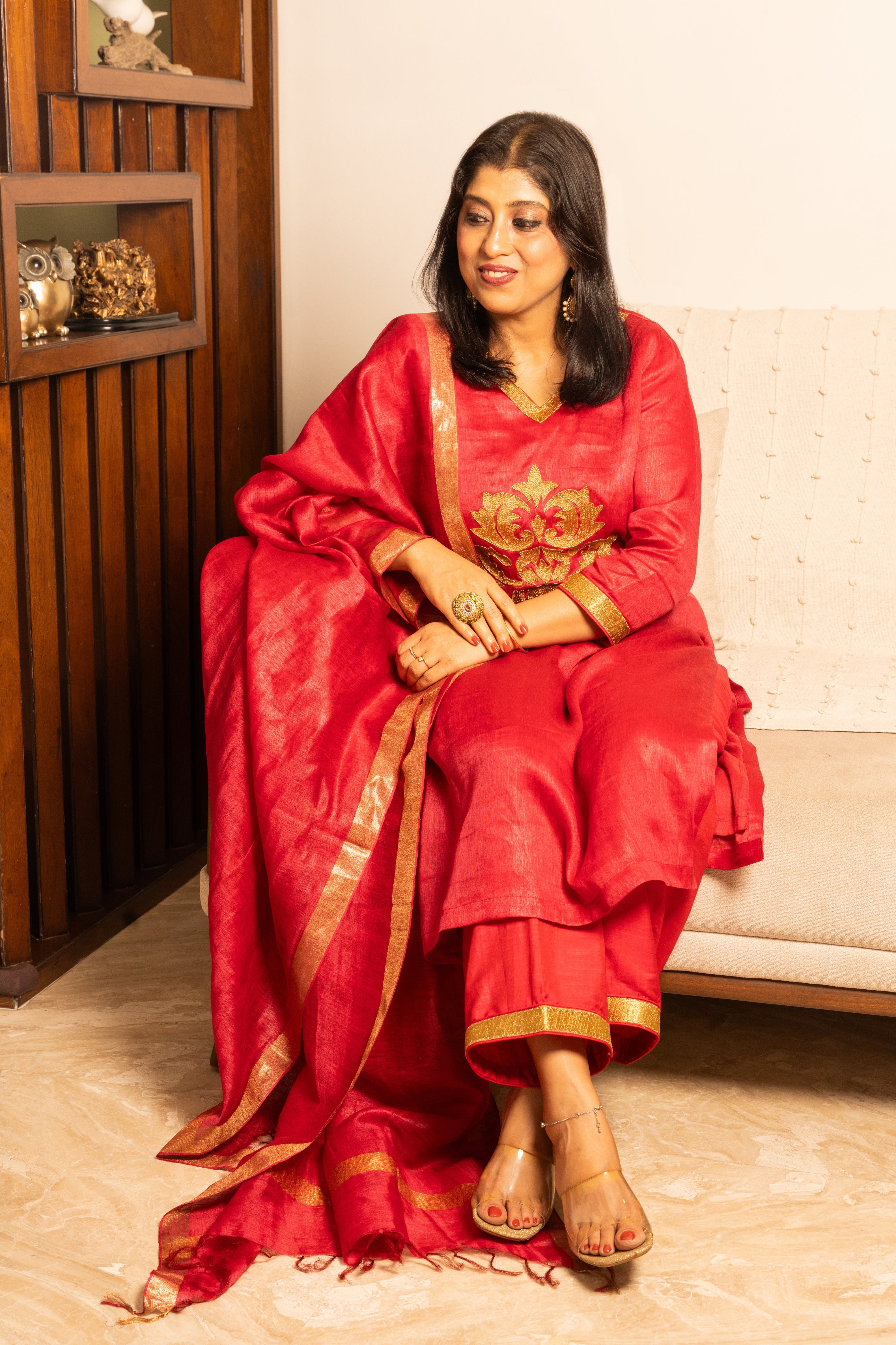 Noir Rekha Set