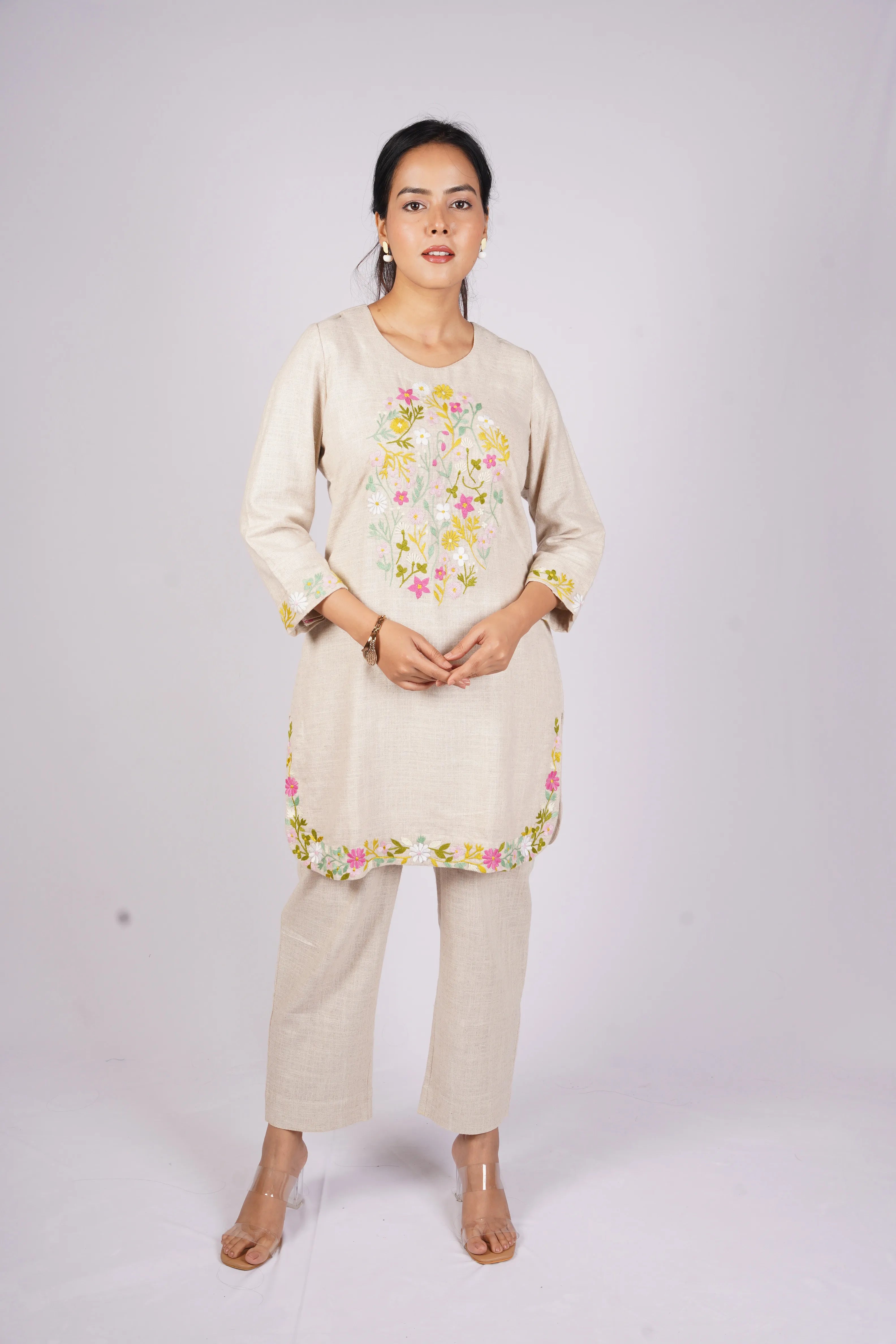 Neer Aangan Set