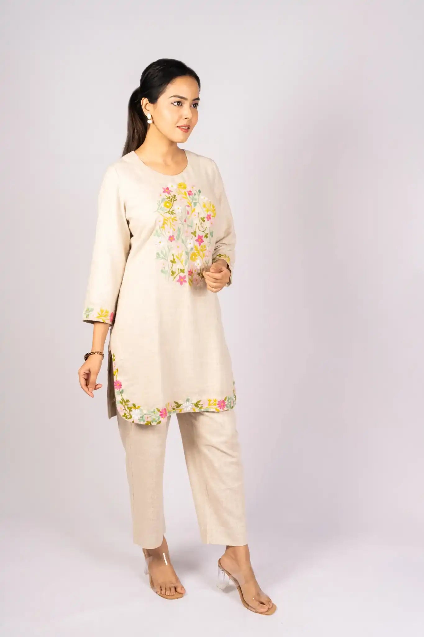 Neer Aangan Set