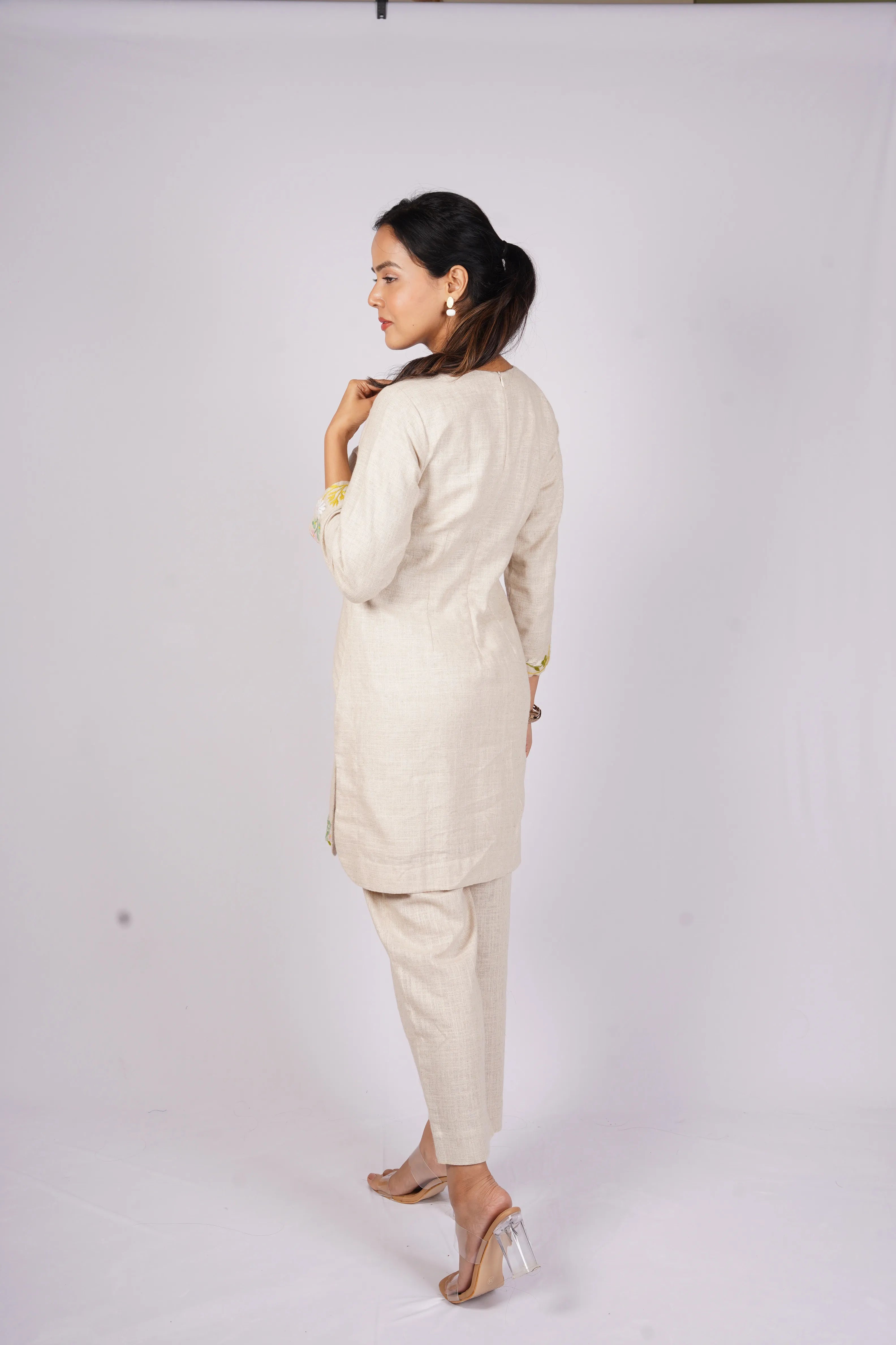 Neer Aangan Set